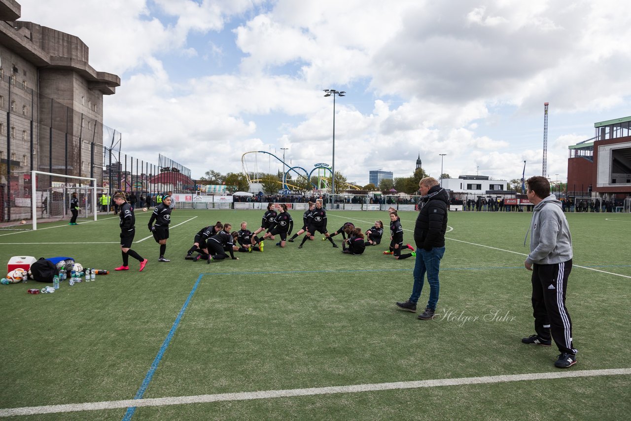 Bild 64 - B-Juniorinnen St.Pauli - C-Juniorinnen SV Steinhorst : Ergebnis: 1:2